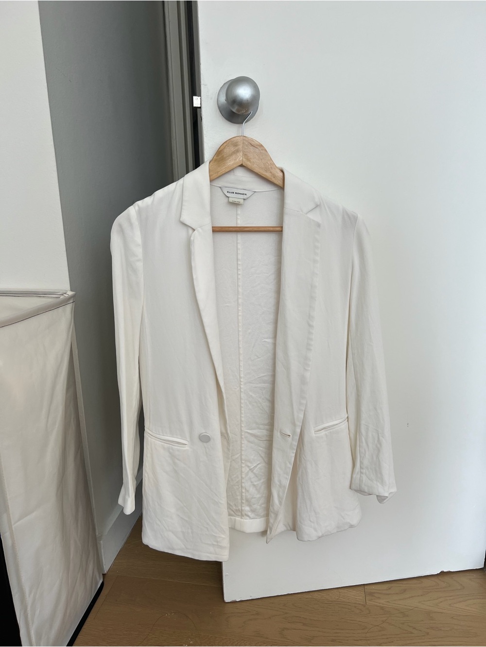 Club Monaco Women's White Open Blazer